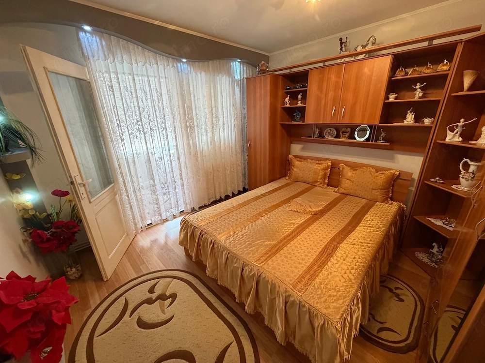 Apartament 2 camere, decomandat  - Cugir