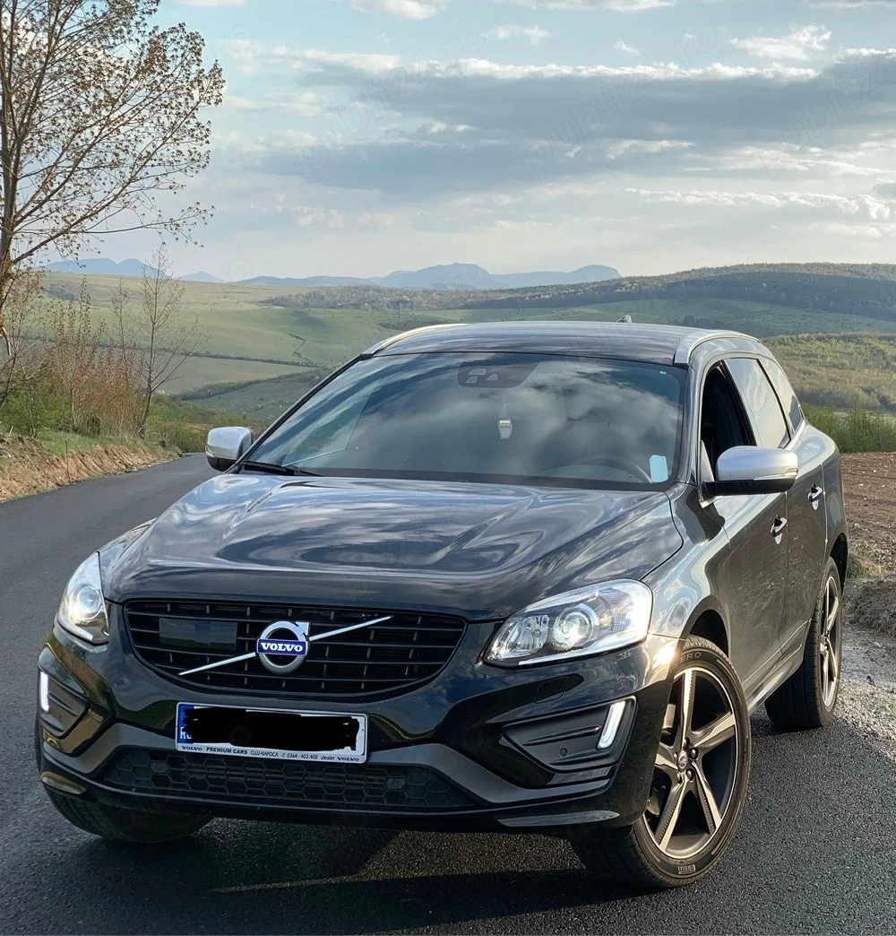 Volvo XC60 R-Design D4 190 CP Automată | BLIS | Distronic | Cameră | R20