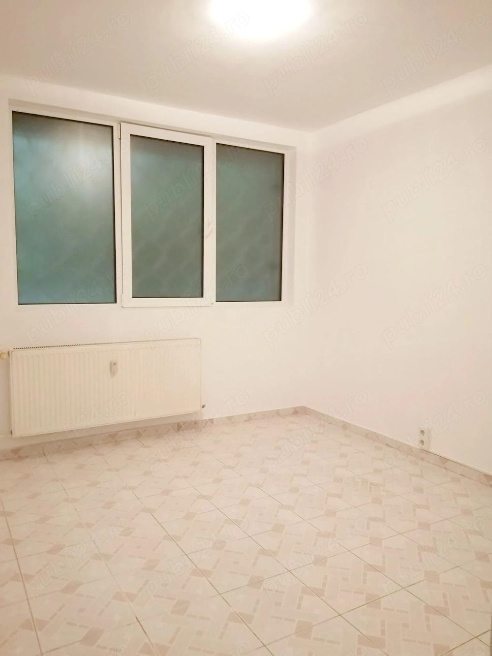 4 camere parter  nemobilat de inchiriat parc  Moghioros 3000 roni