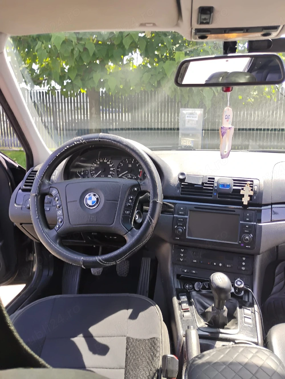 Vând BMW 2003 1,6 benzina ,116 cai putere si 233 km reali