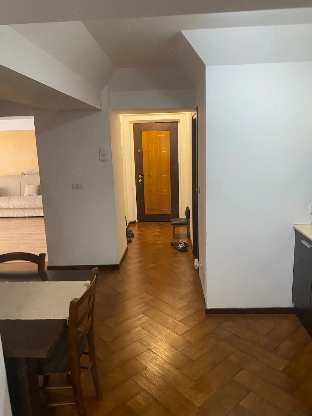 Apartament 3 camere, zona Sala Polivalentă - Direct proprietar