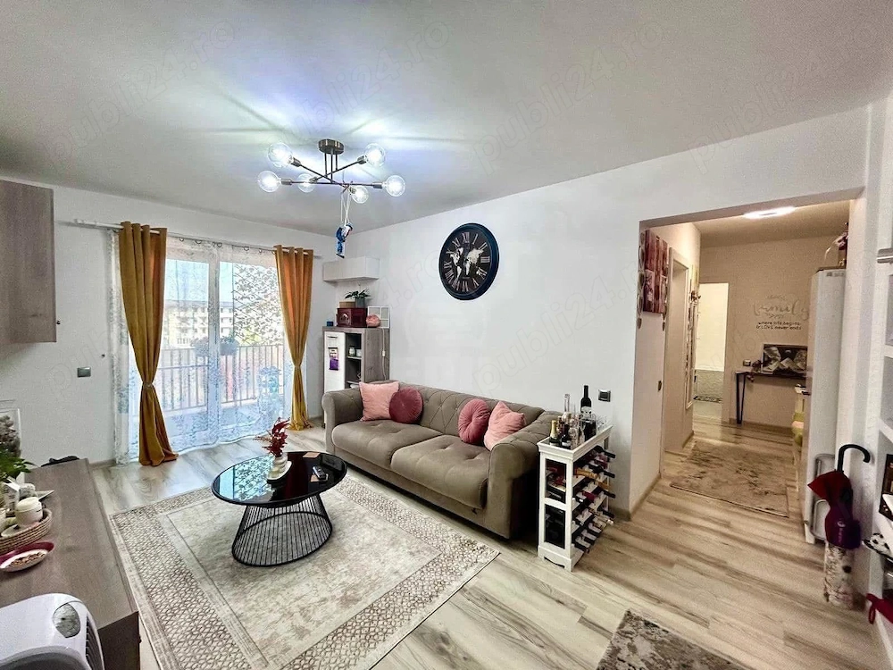 Apartament 3 camere decomandat zona Cetatii