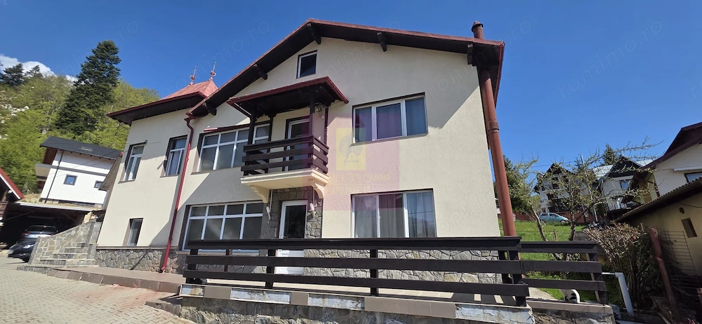 Casa de vanzare cu 6 camere in Busteni
