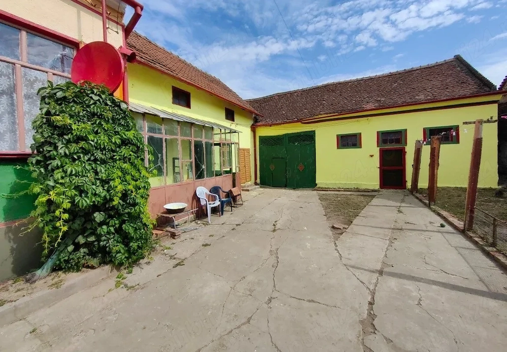 Vand casa 3 camere in Chesint ID:RH-41260-property