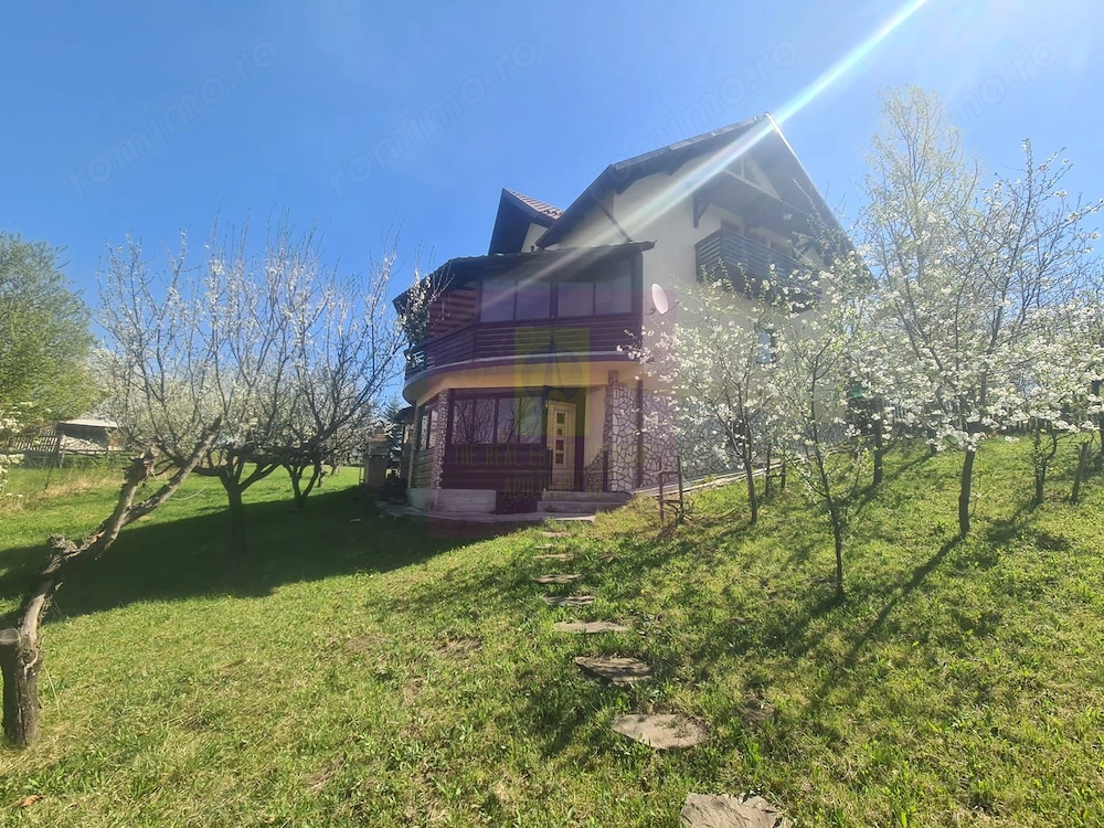 Vila de vanzare in Comarnic