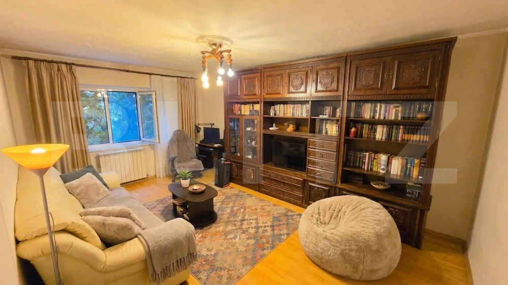 Apartament 2 camere, 49.70 mp, decomandat, zona Complexul Studențesc