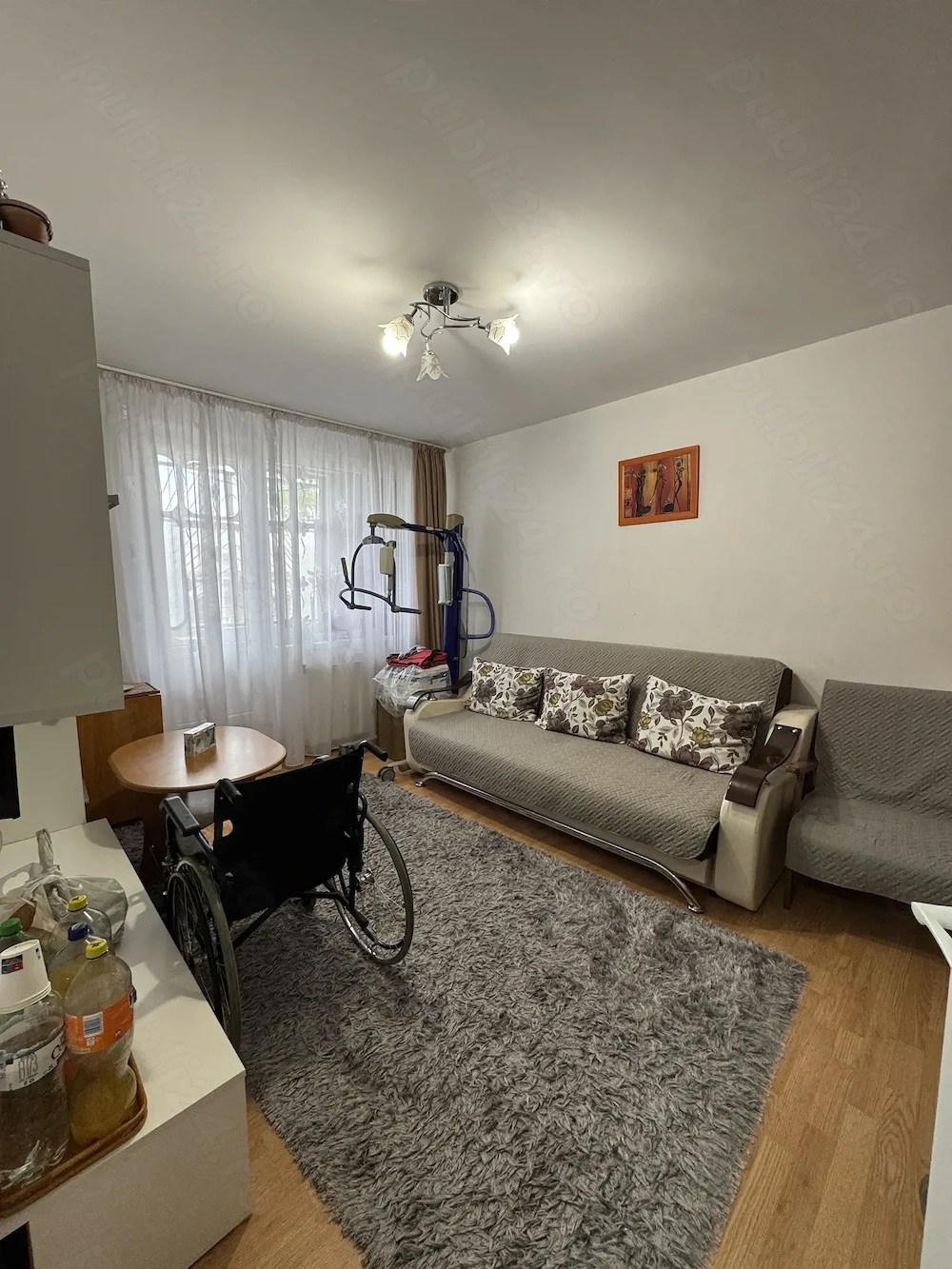 De vânzare apartament cu 3 camere 