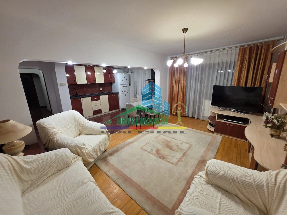 Apartament 4 camere de vânzare   Ultracentral etaj 1