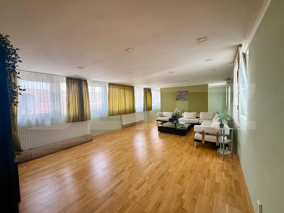 Apartament de vanzare, 140 mp, zona Ultracentral