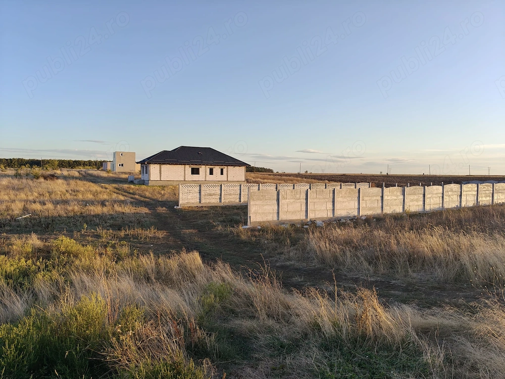 Loturi teren Intravilan și Extravilan 609 + 92 mp, Pielesti, lângă pădure, Craiova, 23 - 29 Euro mp
