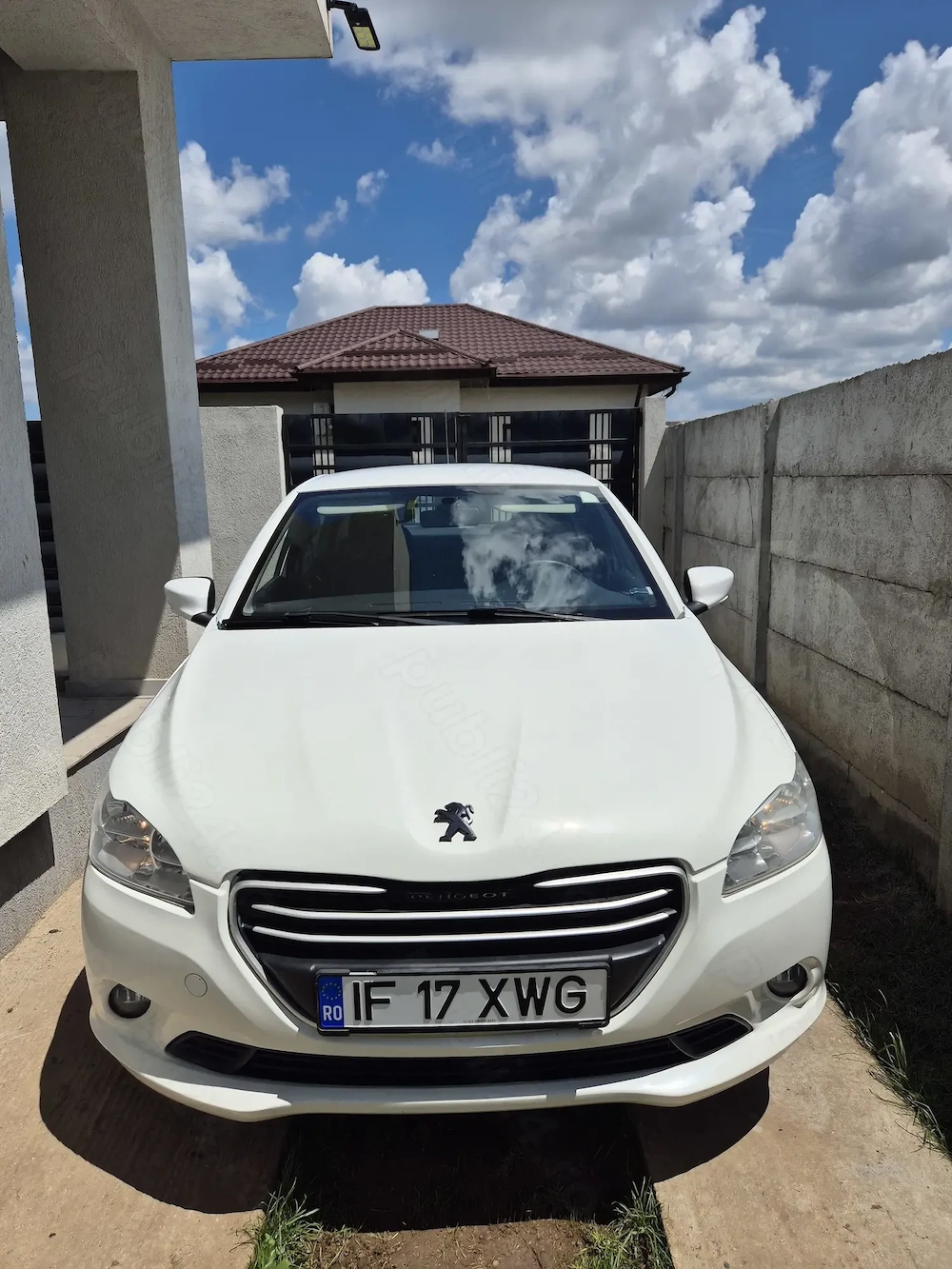 Peugeot 301 1.2