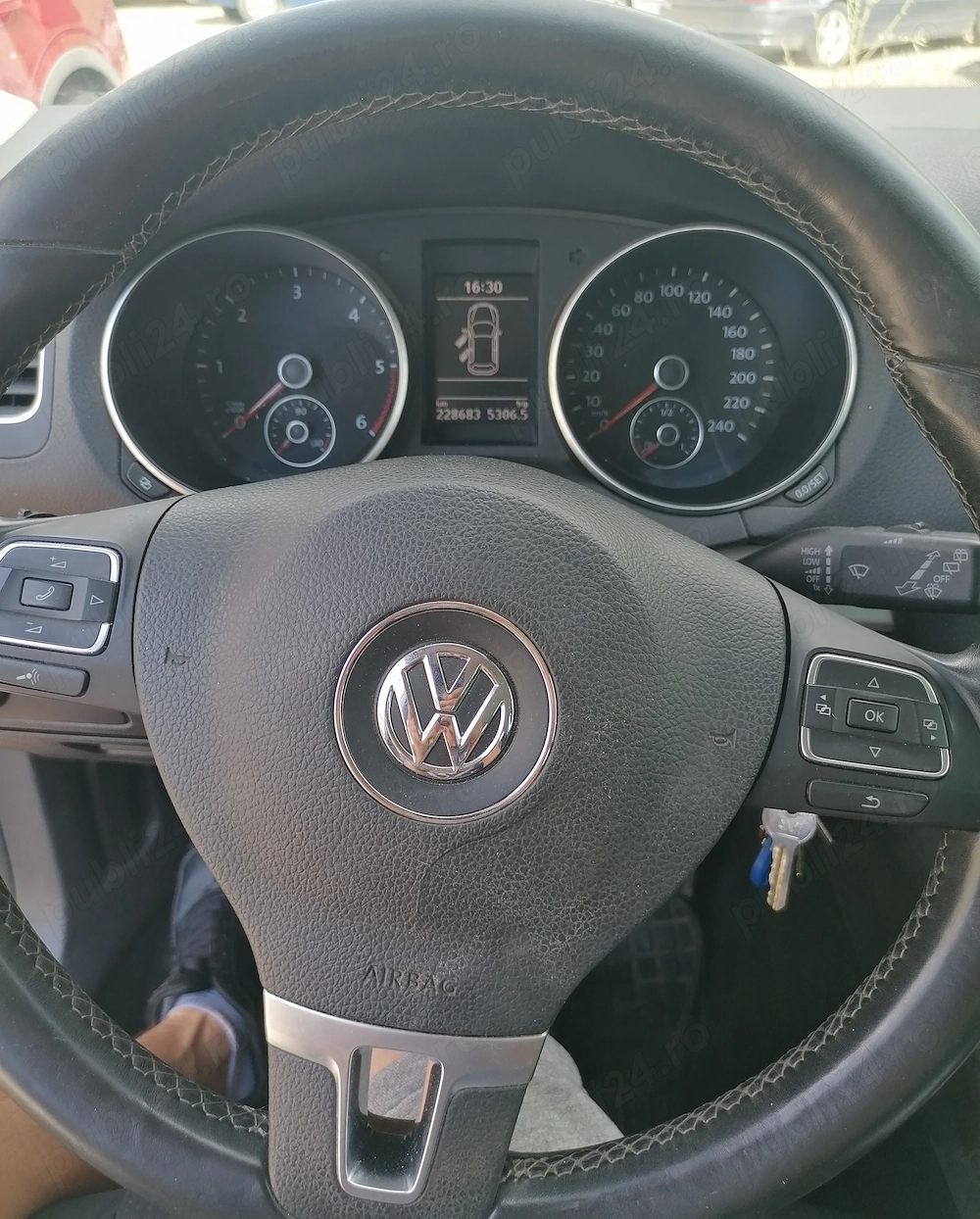 vând Golf 6 2011 Blue Motion 2.0tdi  140cp 5300 €