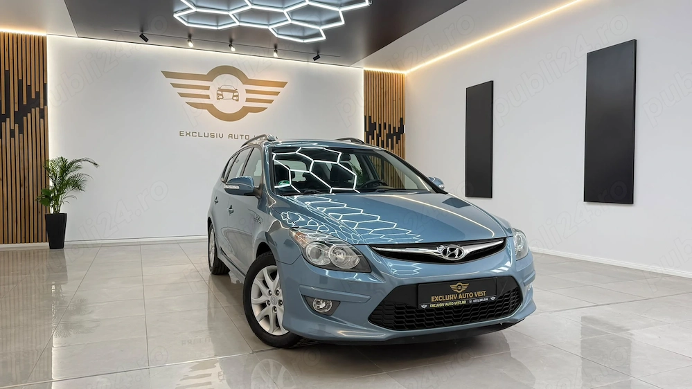 ** Hyundai i30 **