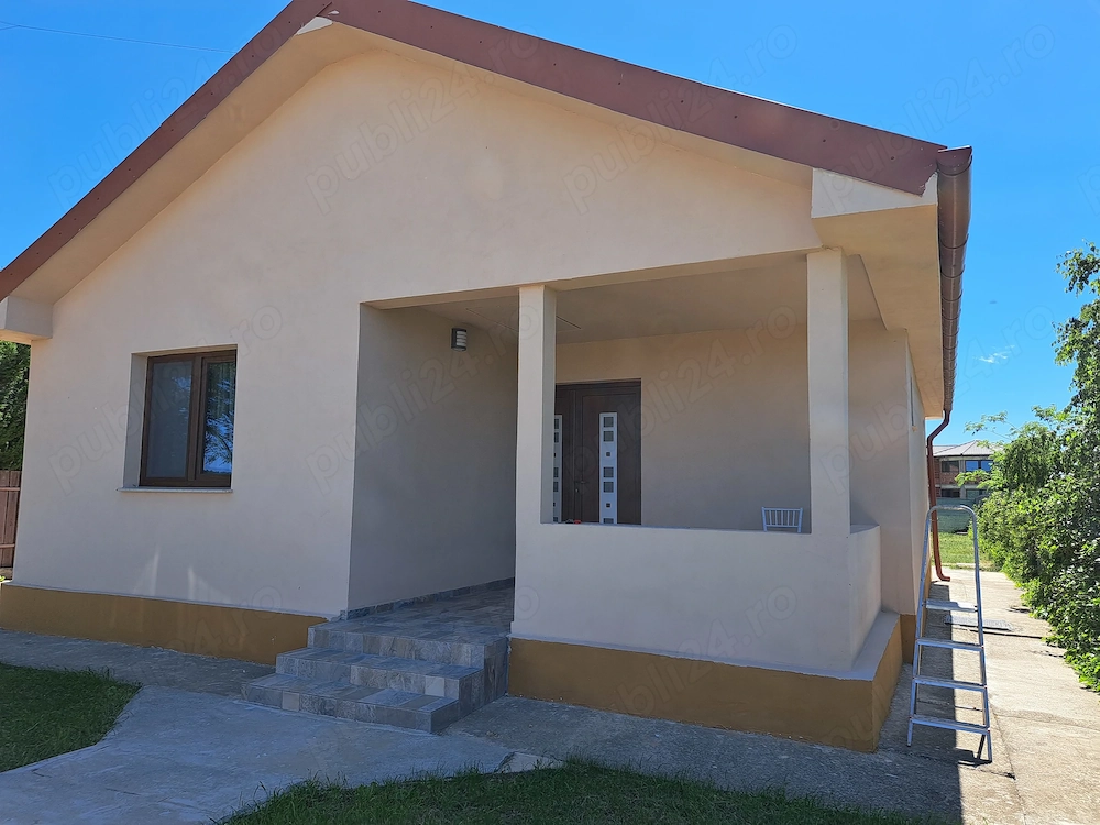 Vand casa în Gepiu colonie