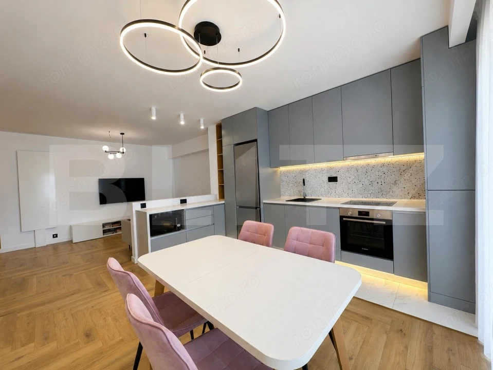 OPORTUNITATE ! Apartament 2 camere, Scala Center 