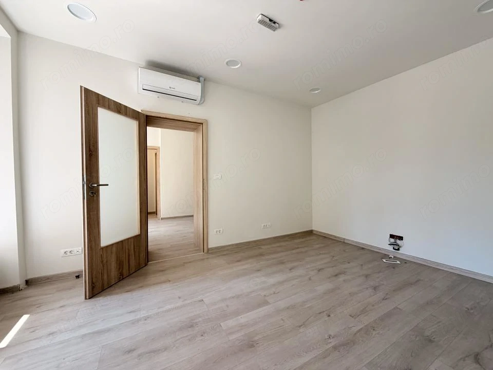 SAD 37 mp, 3 incaperi, complet renovat - Piata Unirii