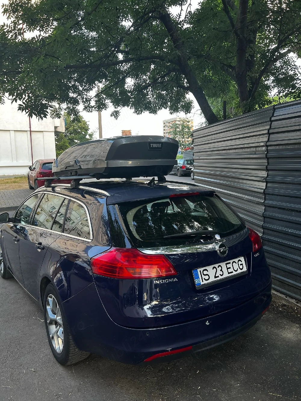 vând Opel insignia 