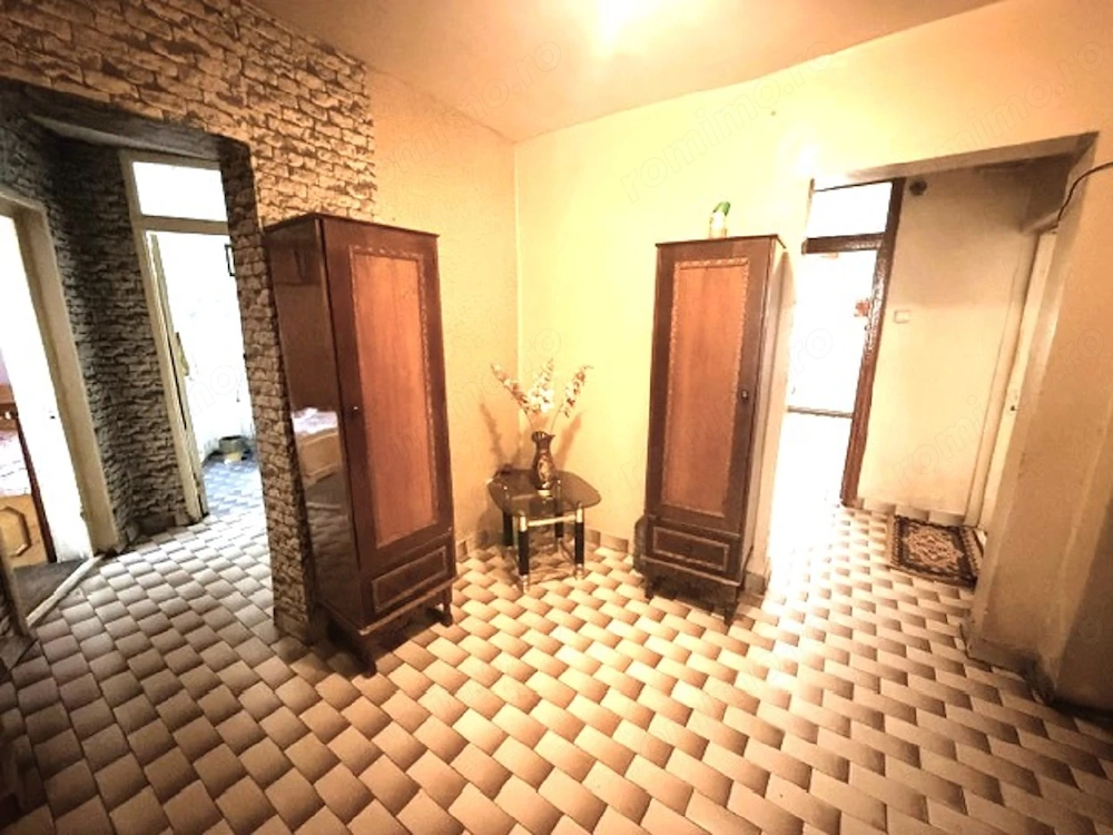 Apartament 3 CAM spațios, decomandat | Etaj 2 | Str. Arcului   Slatina