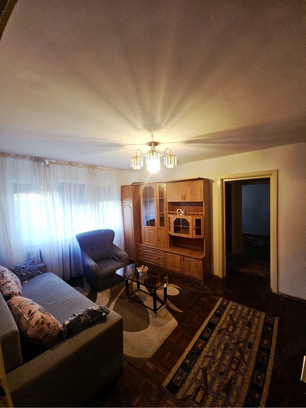 Vand apartament 2 camere cf.1 semidecomandat
