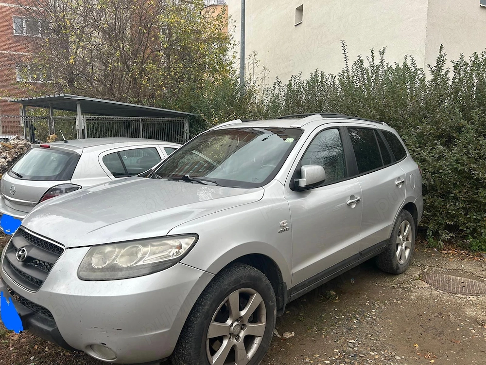 Vând autoturism Hyundai Sante Fe 4x4 