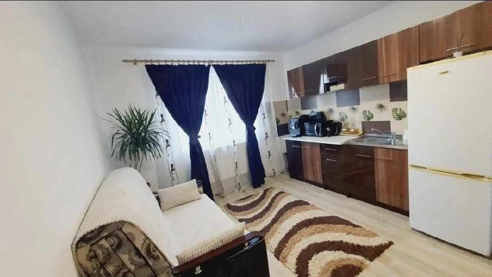 Vand apartament 2 camere,  pe faleză, Orșova, vedere panoramică la Dunăre,  complet renovat și mobil