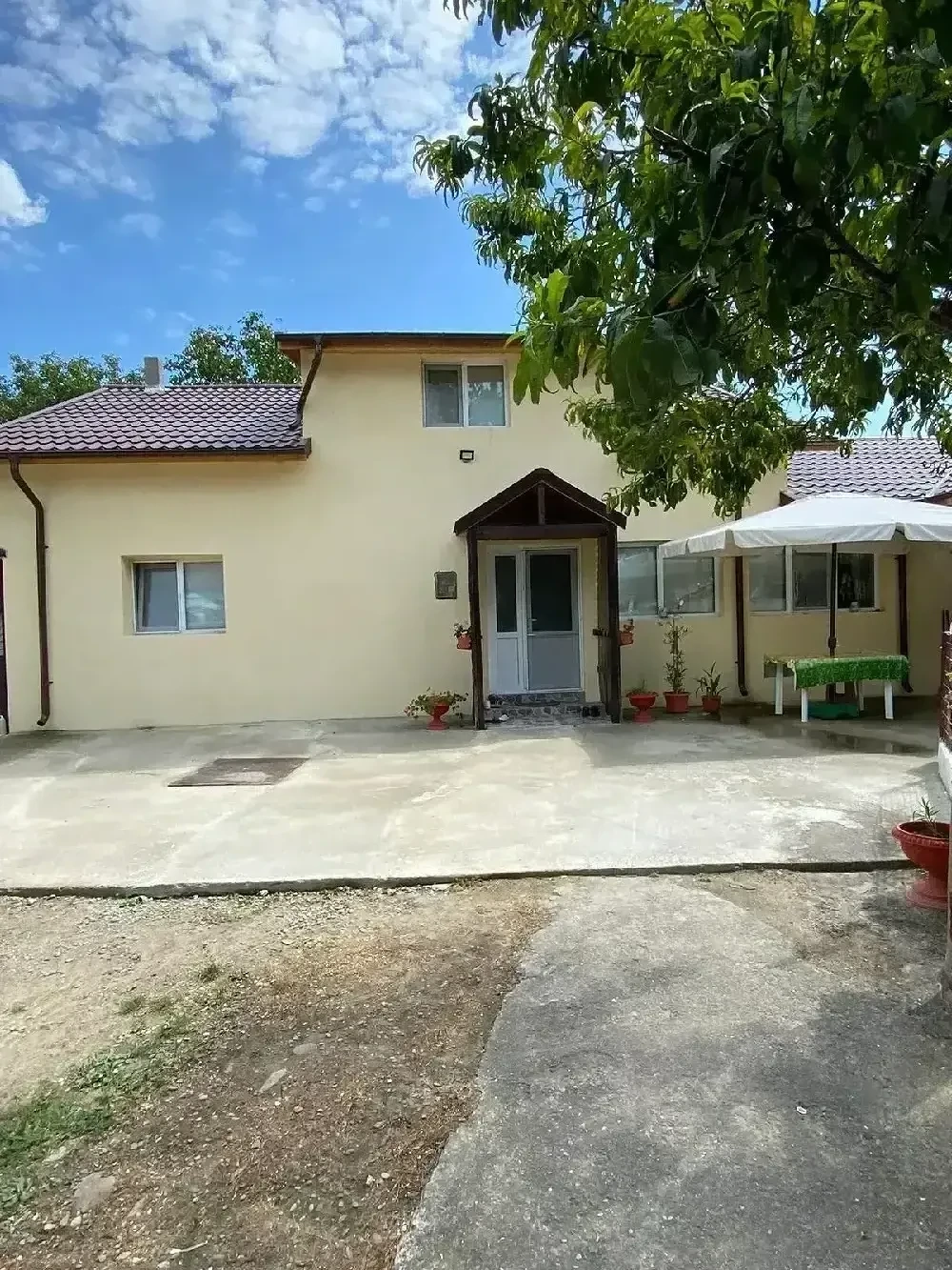 casă de vânzare 
