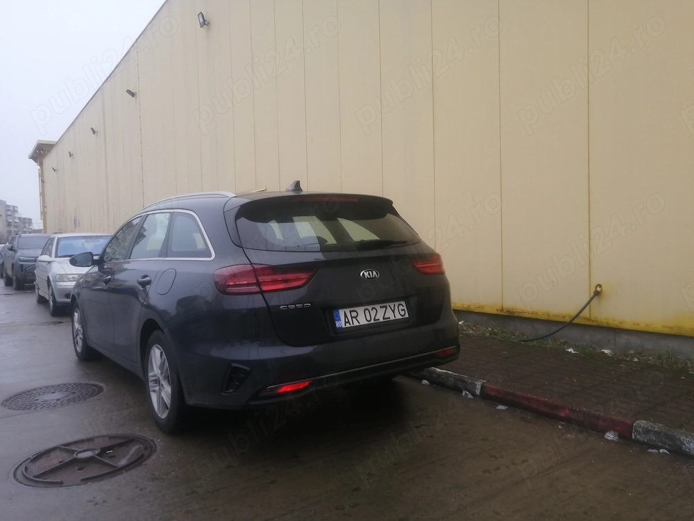 Vînd kia ceed combi 2019, 1,4 benzina 140 cp, 82000 km, pilot automat, cui tractare, etc. 9800 euro