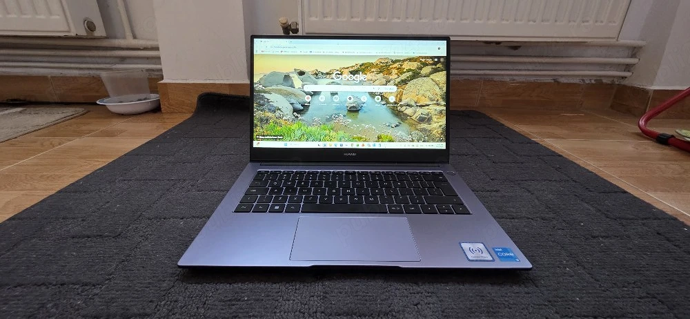 Vand laptop ultraportabil Huawei Matebook  D14 - impecabil