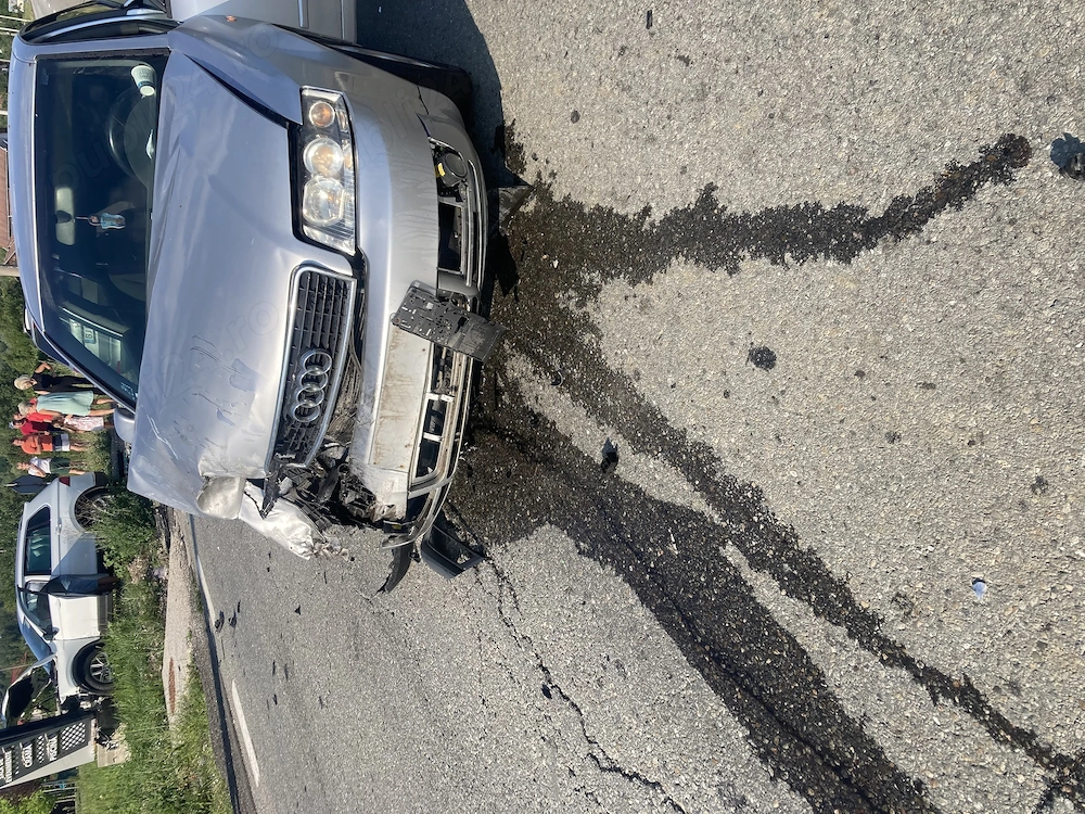 Audi a4 avariat pentru dezmembrări 