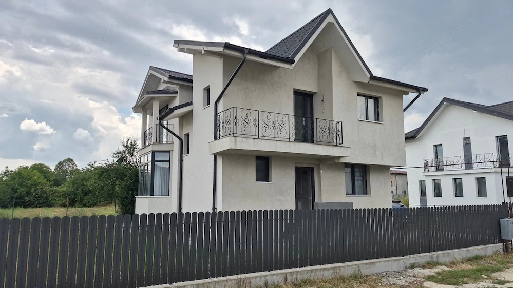 Casă P+1 + Pod - Snagov – vedere la pădure, teren 360 mp