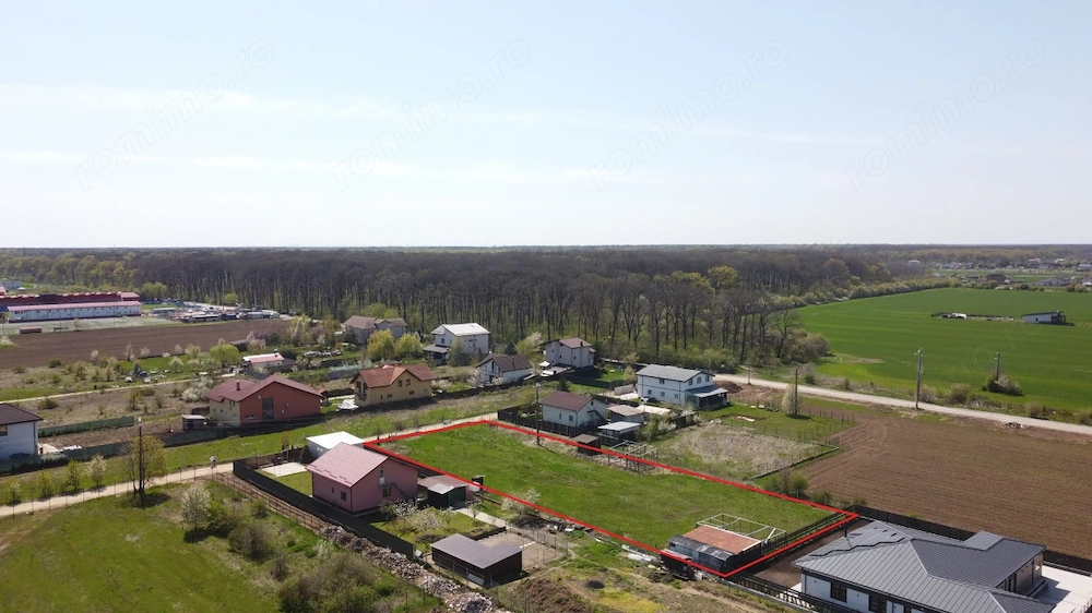 TEREN 2.500 MP, DESCHIDERE 30.66 ML, LÂNGĂ PĂDURE, POSIBILITATE PARCELARE