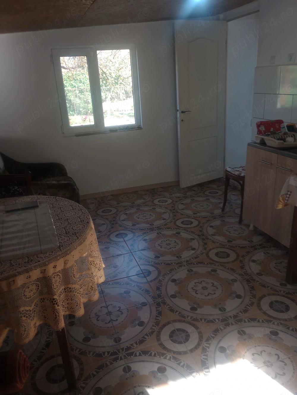 Casa de vanzare in Com.Ghergheasa Jud.Buzau la 25 Km de oras Ramnicu Sarat. Pret 32000 Euro neg.