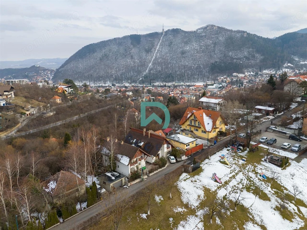 Drumul Poienii, Brasov, casa, doua proprietati