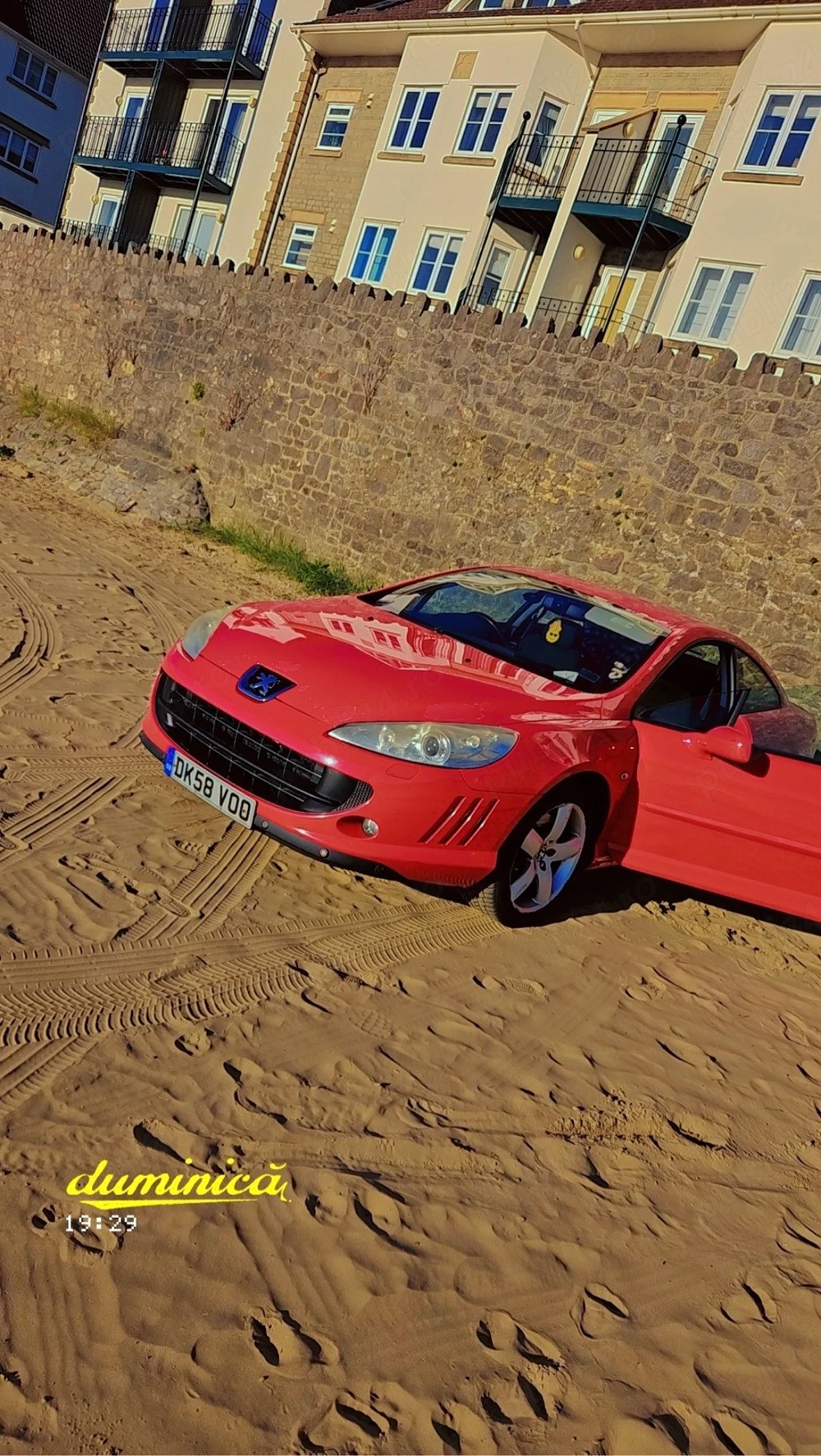 Dezmembrez Peugeot 407 Coupe (UK – volan pe dreapta) – motor funcțional 