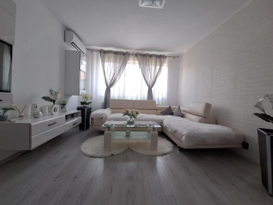 Apartament 3 camere - renovat complet - mobilat si utilat - Spitalul Judetean
