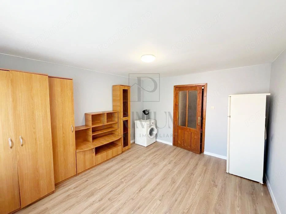 BUZIASULUI - 1CAMERA - RENOVATA - ETAJ INTERMEDIAR - PRETABIL INVESTITII