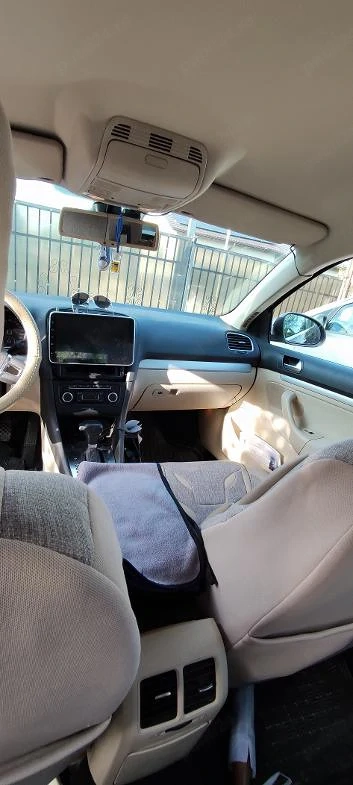 Vând VW  Golf 2011 Variant hatchback