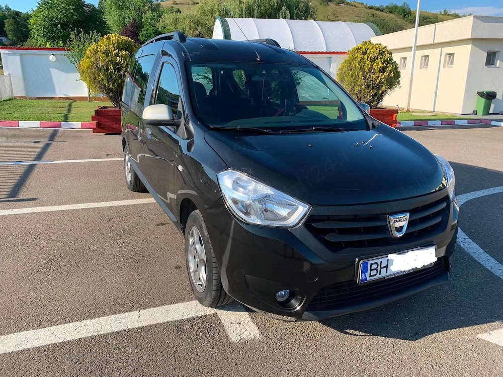 DACIA DOKKER - 2015 (decembrie) - GERMANIA- 126900 KM - Al doilea proprietar