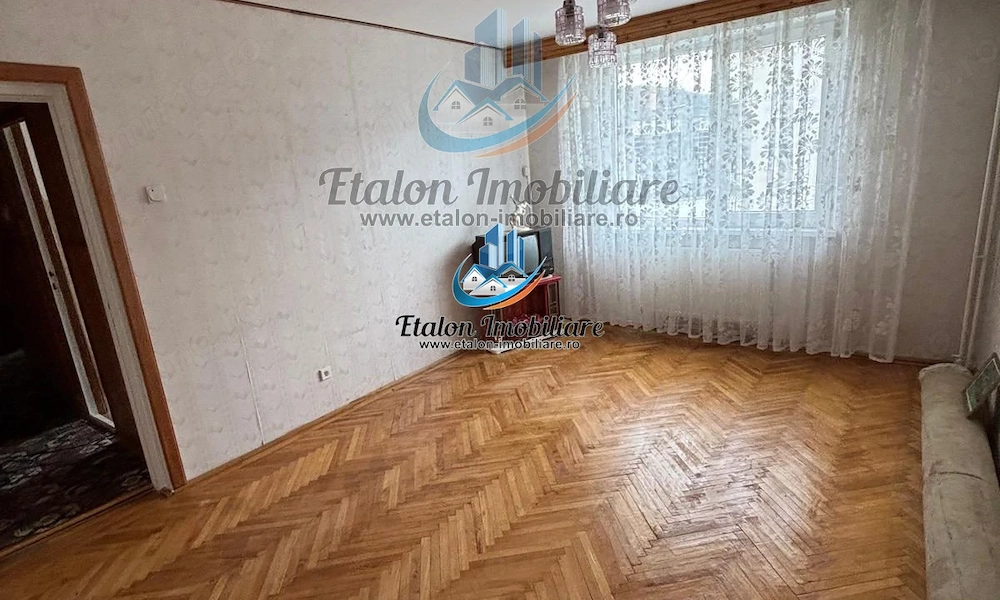 Apartament 2 camere decomandat, zona centrala Muzeu, Piatra Neamt