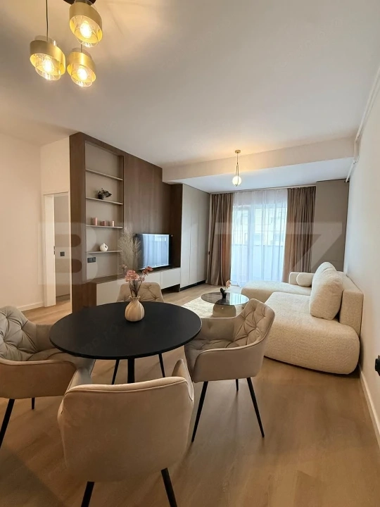 Apartament 2 camere, 45 mp, terasa 10 mp, zona Eroilor