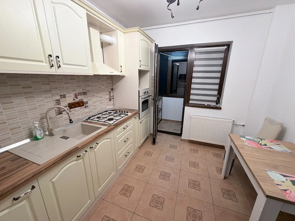 Apartament de închiriat