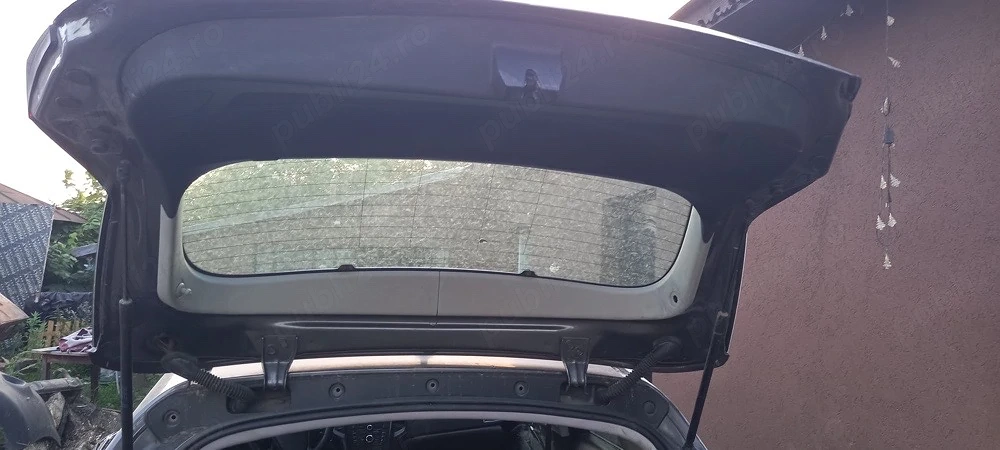 Vând Haion complet și Oglinzi laterale electrice Opel Astra J (Hatchback)