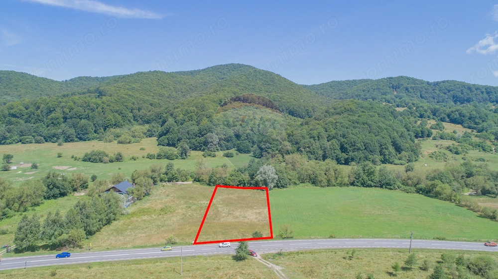 Teren de 4.000 mp cu deschidere la DN73A – Cheile Rasnoavei