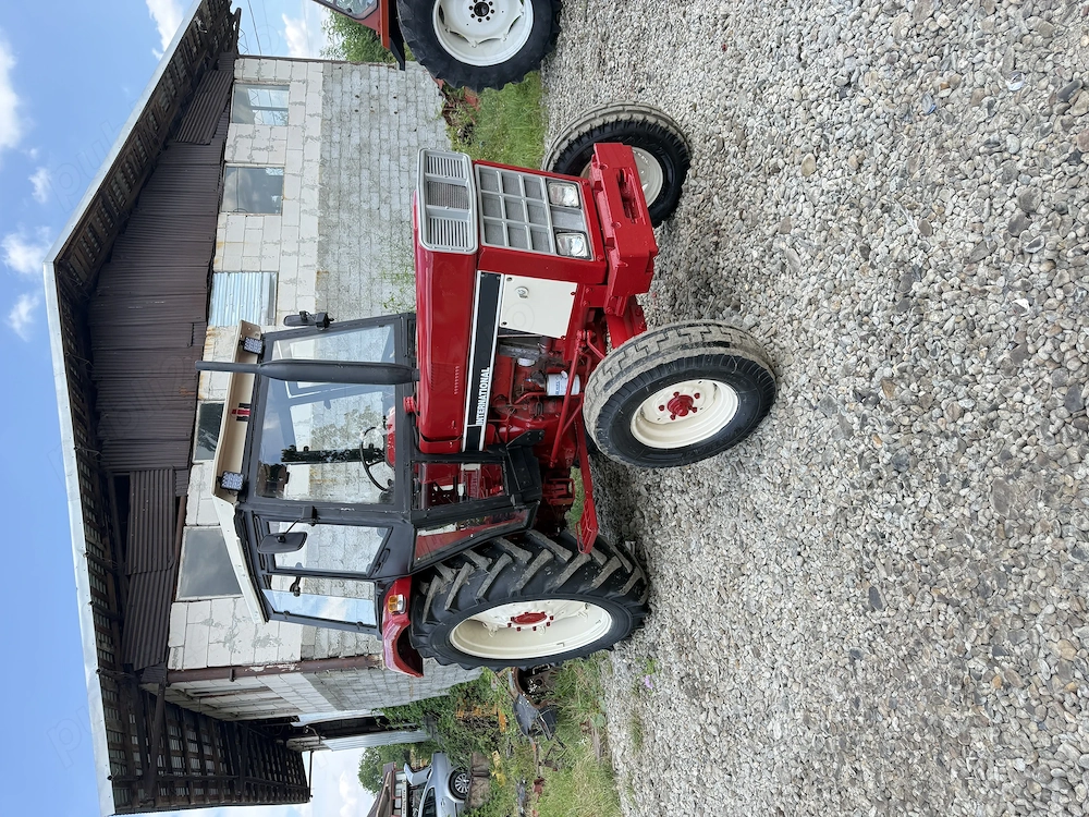 Vând tractor Internațional 644