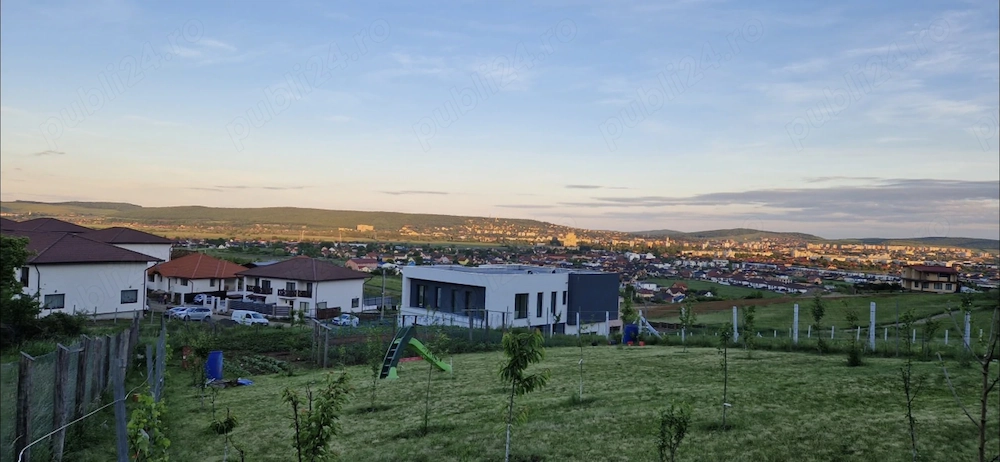 Teren intravilan 800 mp