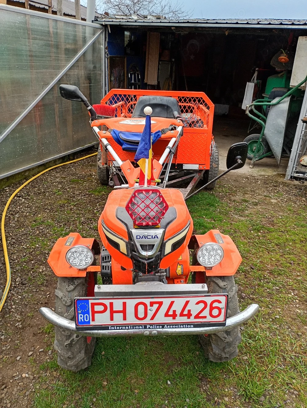 motocultor 7,5cp de vînzare și remorcă 