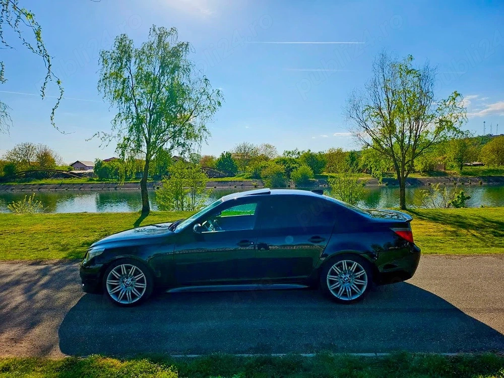 BMW Seria 5 E60 520d M-Pachet