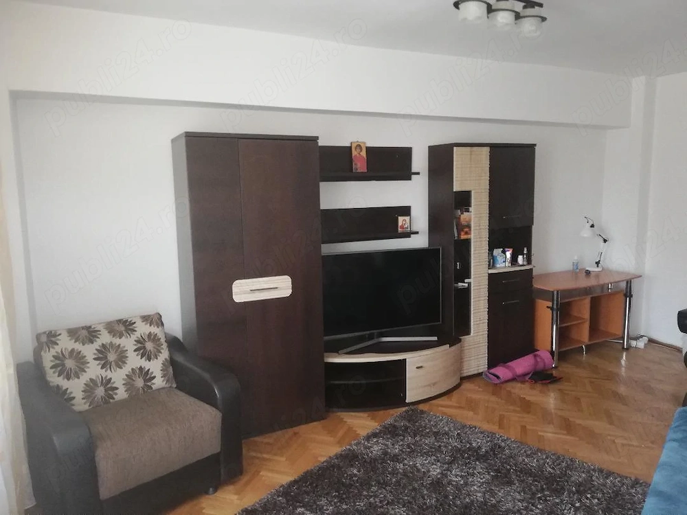 Apartament 2 camere de închiriat - Piața Centrală (Calea București)
