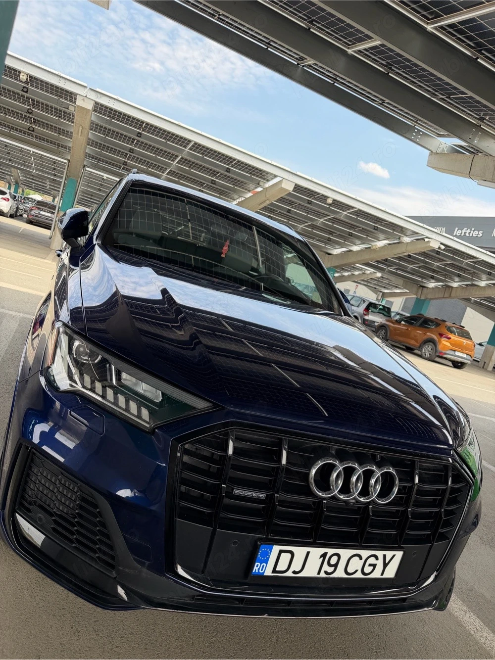 Audi Q7 Quattro S Line 2021   Hibrid   7 locuri   Stare impecabilă