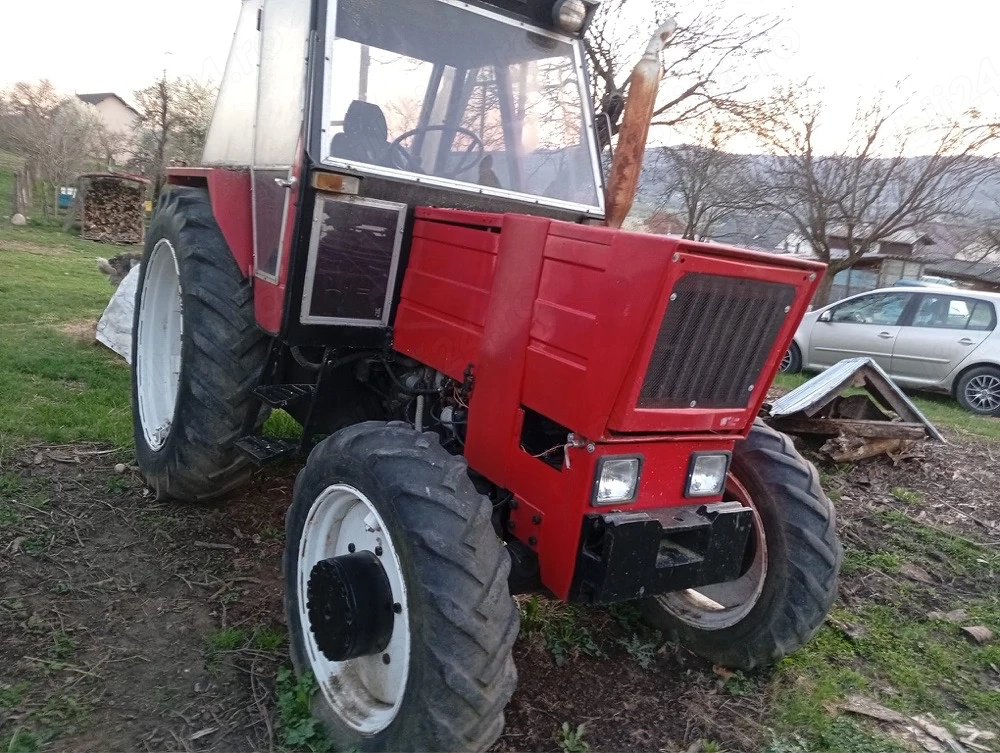 Vând Tractor UTB  tip U642DT în patru cilindri